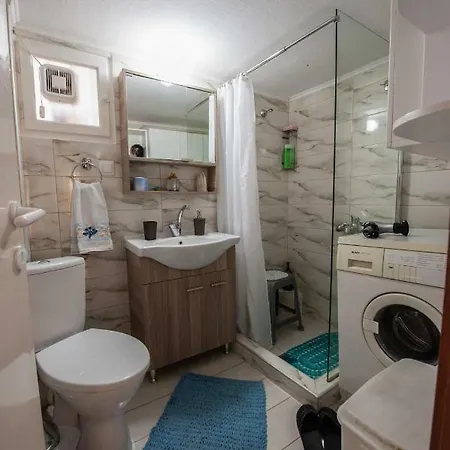 Апартаменты Tina's Central Flat