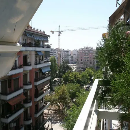 Tina's Central Flat Апартаменты Салоники